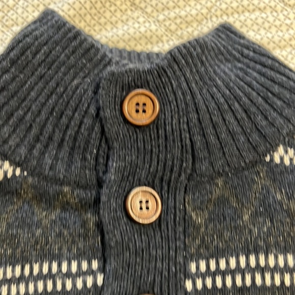 Sherpa Adventure Gear Pullover Mens Large for Sale. Used Like New Firm Price. - Picture 13 of 16